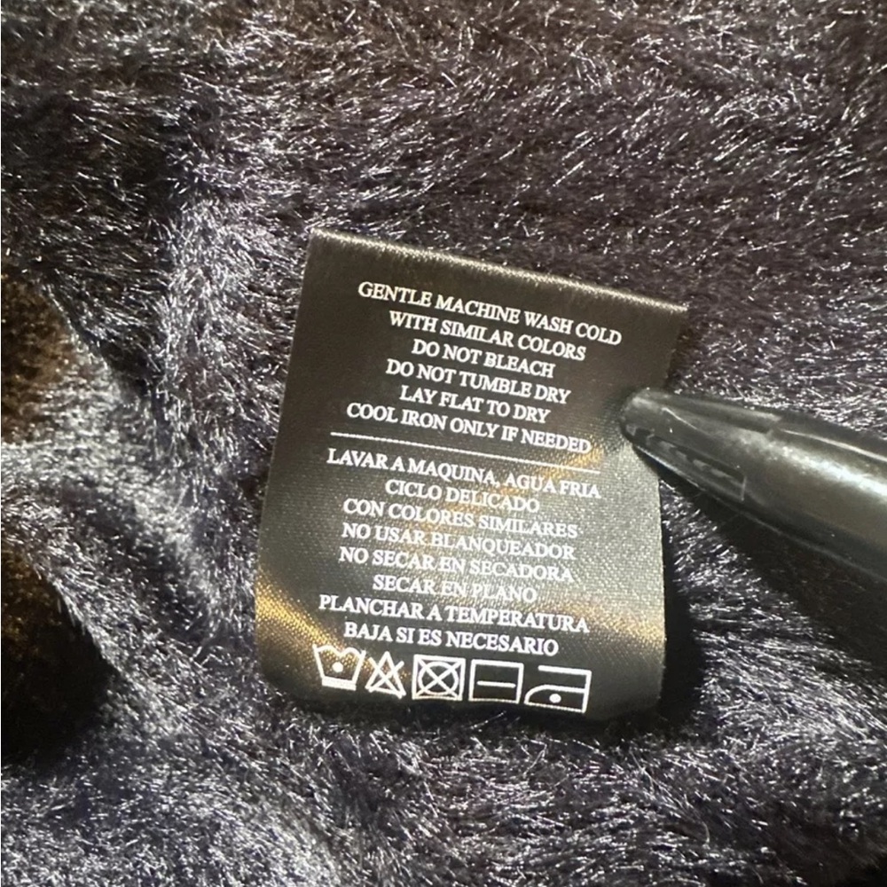 Love token ladies fuzzy black open cardigan 2 from pockets size S NWT - Picture 2 of 9
